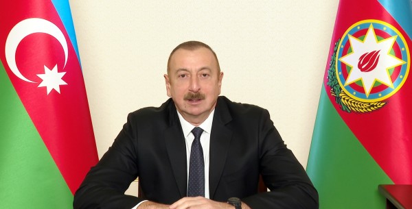 Prezident İlham Əliyev Azərbaycan qadınlarını təbrik etdi