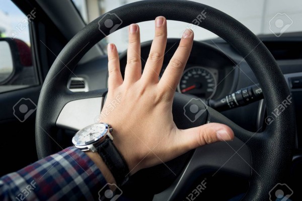 Lüzumsuz siqnal verən sürücülər cərimələnəcək