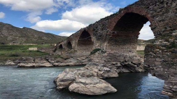 “National Geographic” Xudafərin körpüsünü paylaşıb – FOTO