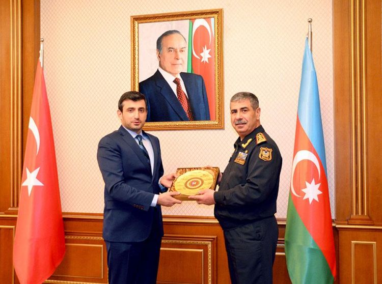 Zakir Həsənov Selçuk Bayraktarla görüşüb -  FOTO