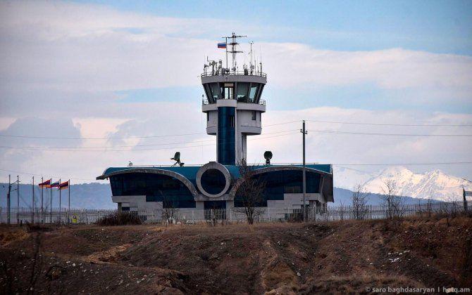 Xocalı aeroportunda Rusiya və Ermənistan bayraqları dalğalanır, üstəlik...- FOTO