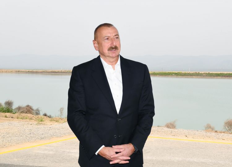 İlham Əliyev:  "Bizim planlarımız Ermənistanı..."