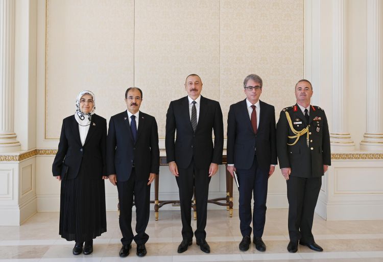 Prezident Türkiyənin yeni səfirinin etimadnaməsini qəbul edib -  Yenilənib
