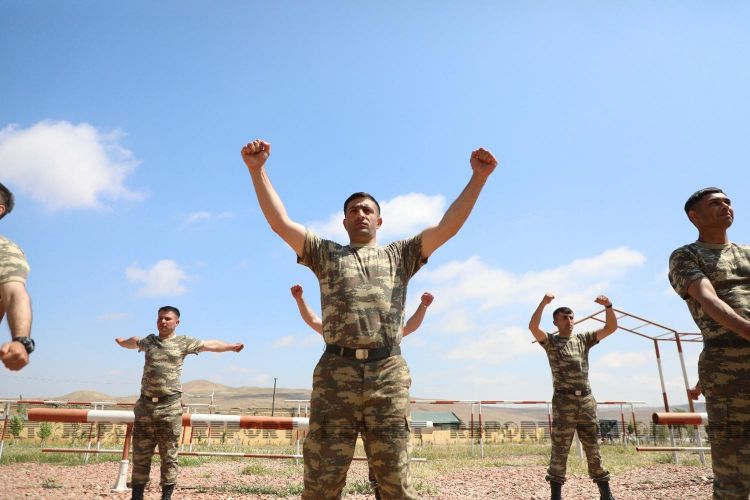 Azərbaycan Ordusunda MAXE olmaq istəyənlərə kurslar keçirilir -  FOTO
