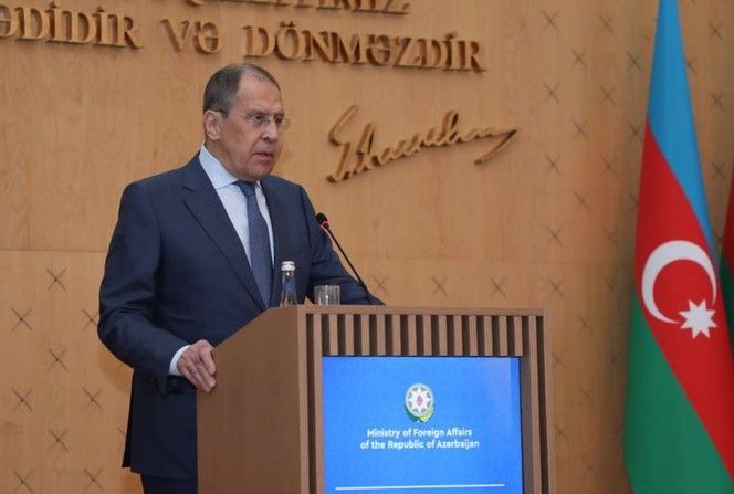 Mina xəritələrinin Azərbaycana verilməməsi... - Lavrov