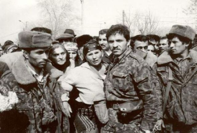 Daşaltı şəhidlərinin məzarlığı tapılsın! -  Döyüşçüdən müraciət - FOTOLAR