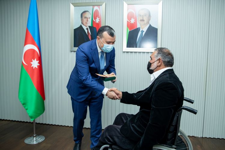 Təltif edilmiş Milli Paralimpiya  Komitəsi əməkdaşlarına medallar təqdim olunub -  FOTO