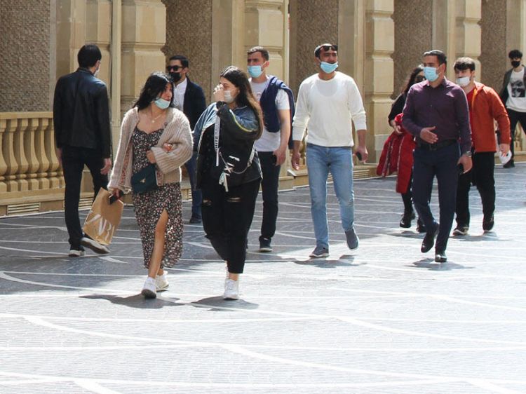 DİN-dən açıq havada maska taxmaqla bağlı  əhaliyə MÜRACİƏT