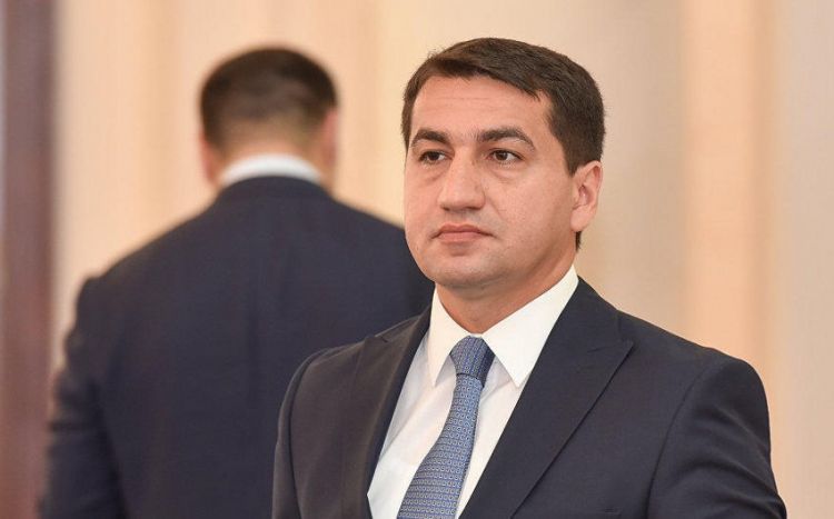 Hikmət Hacıyev Kəlbəcərdəki hadisəylə bağlı dünya ictimaiyyətinə səsləndi