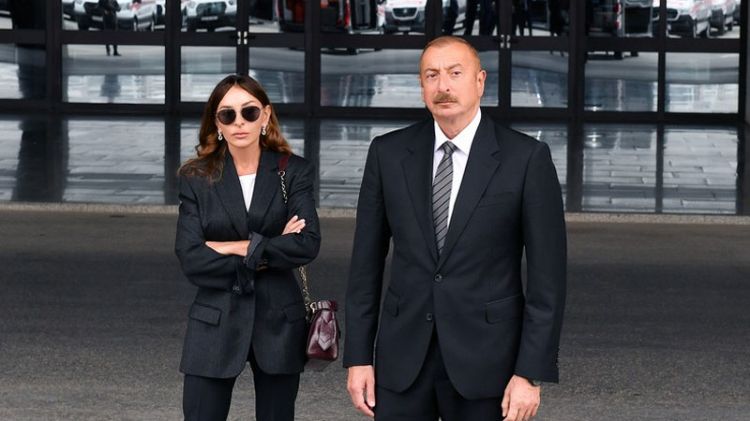 Prezident və xanımı jurnalistlərin ailəsinə başsağlığı verdi