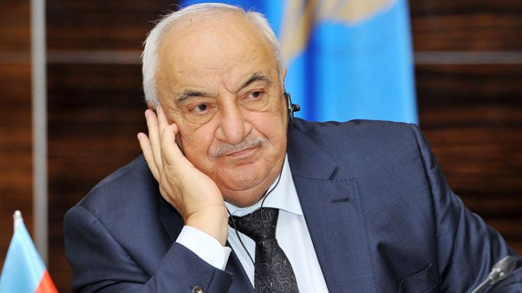 Abid Şərifovun həyat yoldaşı  MƏHKƏMƏYƏ VERİLDİ