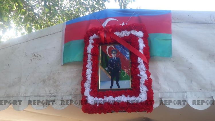Laçında yol qəzasında şəhid olan zabitin nəşi ailəsinə təhvil verilib -  FOTO