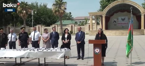 Şəhid ailələrinə və qazilərə medallar təqdim edilib -  VİDEO
