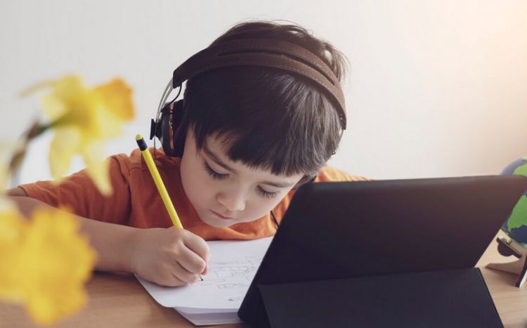 Valideynlərin onlayn təhsilə münasibəti –  Yeni sorğunun nəticələri