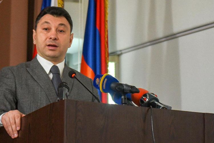 Şarmazanov:  Erməniləri bu üç şey məhv edəcək