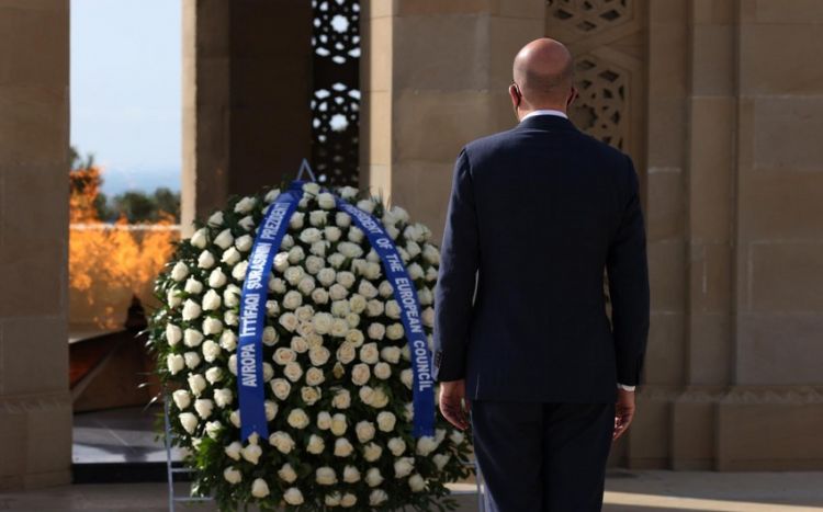 Şarl Mişel Şəhidlər Xiyabanında - FOTO