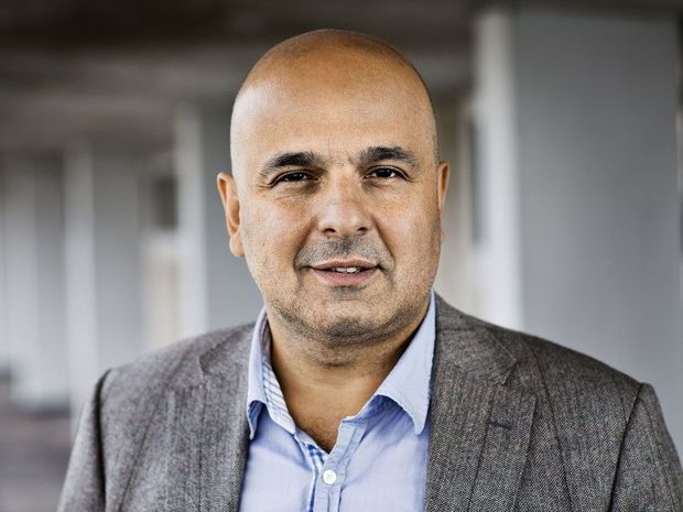 Dünyanın ən məhsuldar alimi azərbaycanlı seçildi -  FOTO