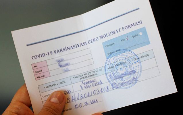 Azərbaycanda 100-dən çox şəxsə saxta koronavirus sənədi satan vəzifəli şəxs həbs olundu -  RƏSMİ