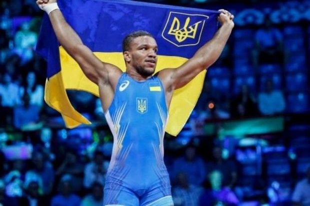 Ukraynalı deputat Olimpiya çempionu oldu –  FOTO