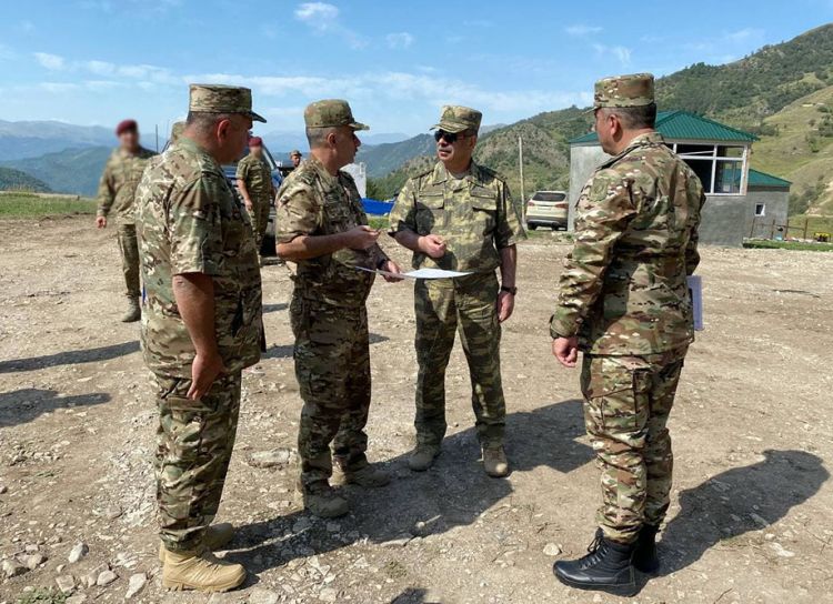 Müdafiə naziri Kəlbəcər rayonunda tikilməkdə olan təlim poliqonuna baxış keçirib -  VİDEO Müdafiə naziri Kəlbəcər rayonunda tikilməkdə olan təlim poliqonuna baxış keçirib -  VİDEO