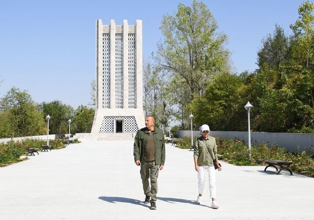 Şuşada Molla Pənah Vaqifin muzey-məqbərə kompleksinin bərpadan sonra açılışı olub -  YENİLƏNİB - FOTO