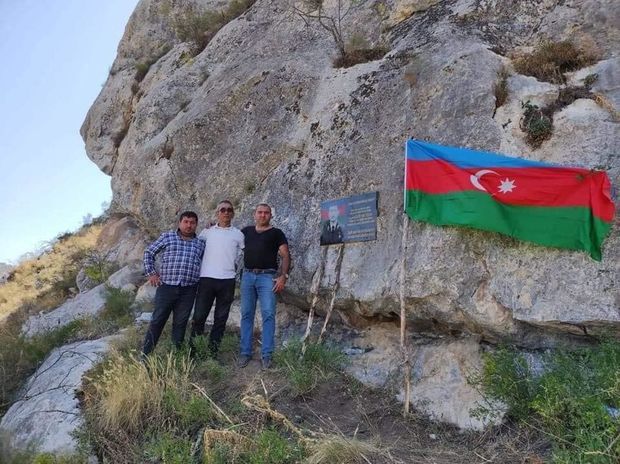 Milli Qəhrəmanın şəhid olduğu yerə onun xatirə lövhəsi vuruldu -  FOTO