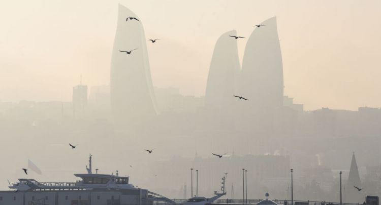 Bakıda hava niyə dumanlıdı?