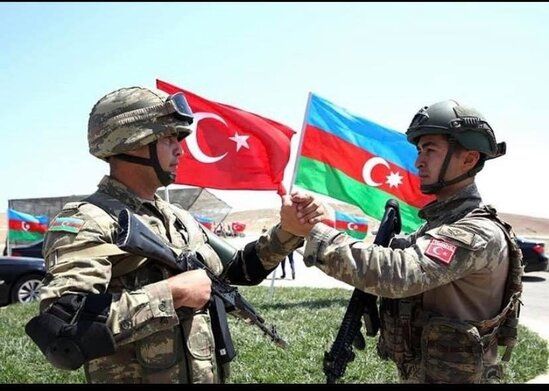 “Türkiyə zabitlərinə vətəndaşlıq verib Müdafiə Nazirliyində vəzifələrə təyin etməliyik”