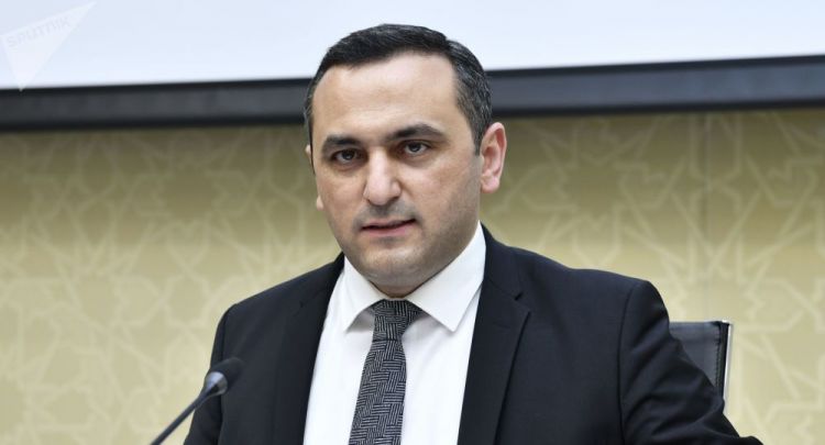 Deputatlardan Ramin Bayramlının istefasına  REAKSİYA Deputatlardan Ramin Bayramlının istefasına  REAKSİYA