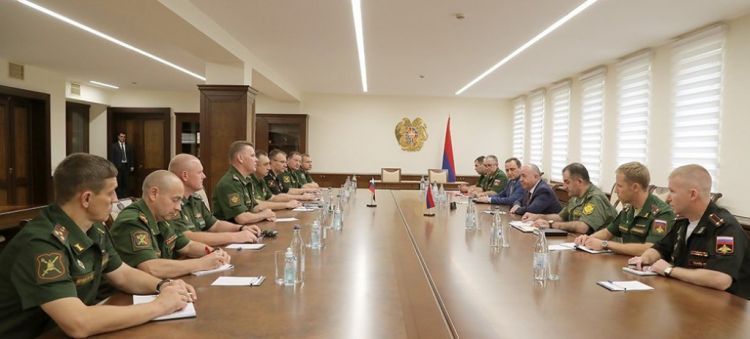 Arşakyan:  Erməni generallar Kremlin agentləridir Arşakyan:  Erməni generallar Kremlin agentləridir
