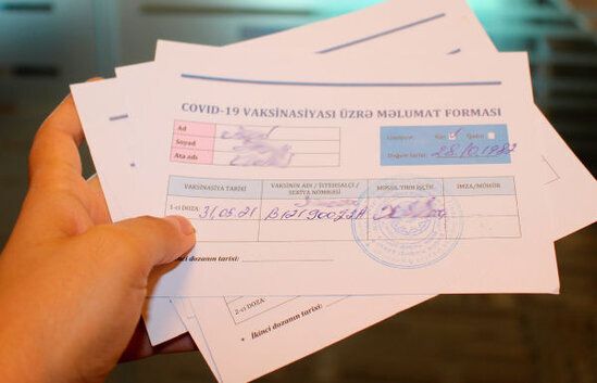 Məktəblərə gələn valideynlərdən COVID-19 pasportu tələb edirlər? -  AÇIQLAMA