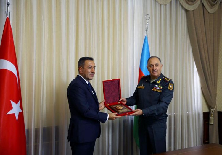 Kərim Vəliyev türkiyəli nazir müavini ilə görüşüb -  FOTO
