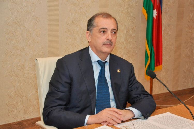 Koronavirusa yoluxan Vilyam Hacıyev xəstəxanaya köçürülüb, vəziyyəti ağırdır