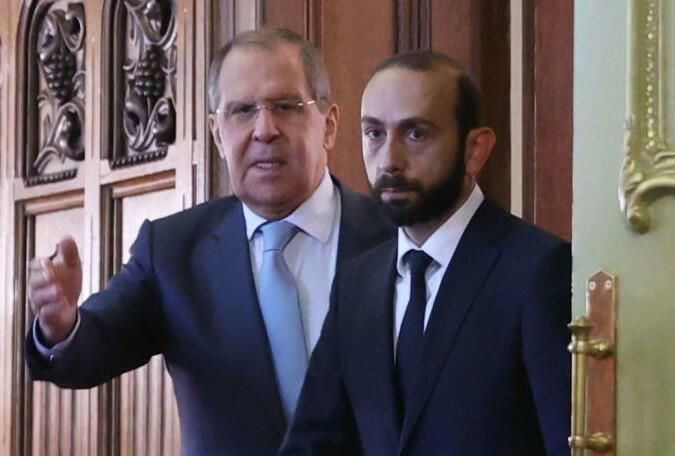 Lavrov Mirzoyanla mina xəritələrinin verilməsini müzakirə etdi