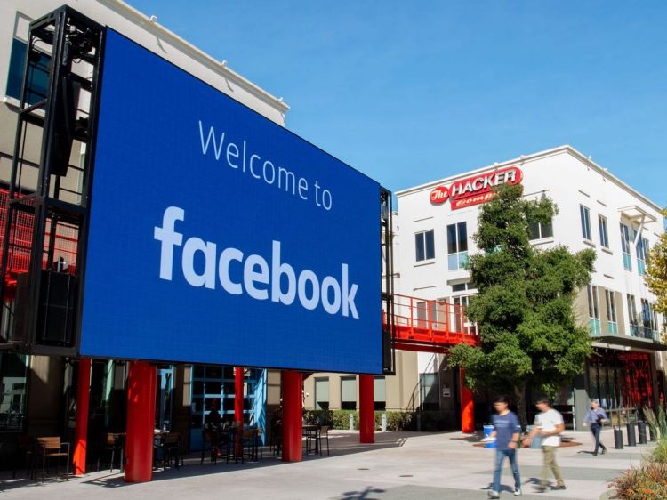 “Facebook” işçiləri şirkət binasına daxil ola bilmir