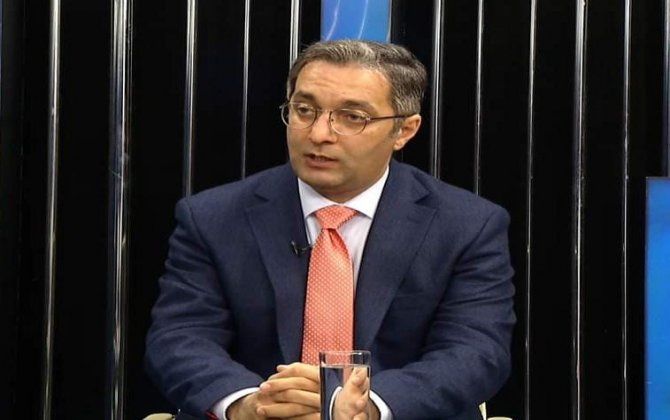 Tanınmış aparıcıya ağır itki üz verdi