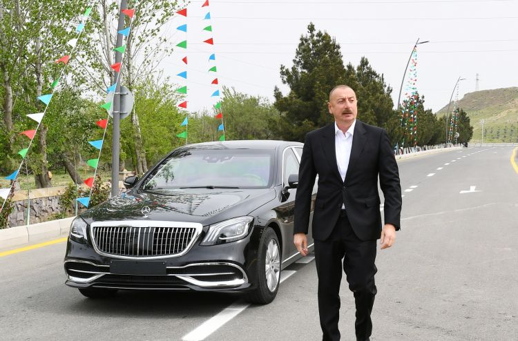 Dövlət başçısı Hadrutda yol tikintisi ilə tanış olub