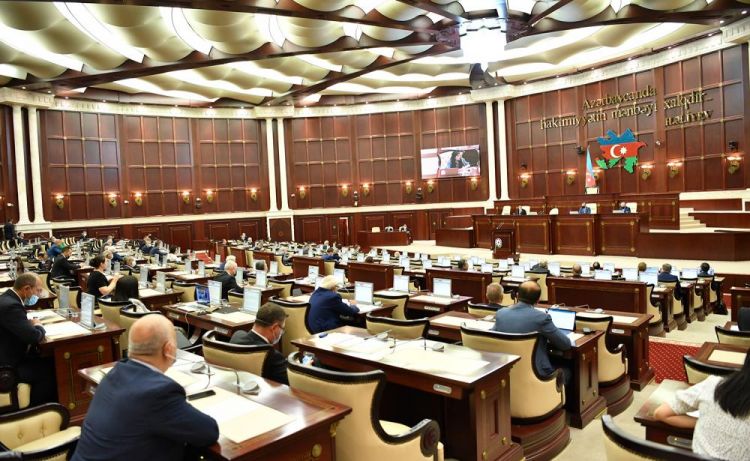 Deputatdan hökumətə:  “Onsuz da biz deyəni etmirsiniz, bizi saymırsınız”