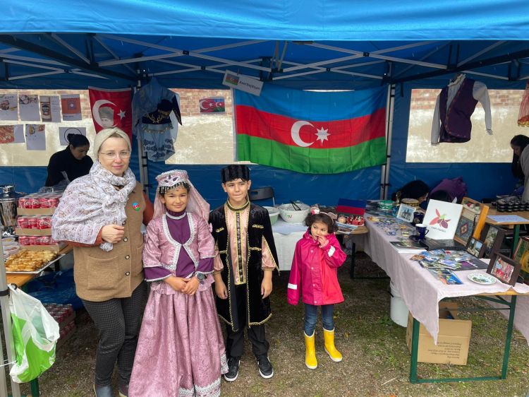 Azərbaycan Oslodakı dostluq festivalında təmsil olunub -  FOTO Azərbaycan Oslodakı dostluq festivalında təmsil olunub -  FOTO