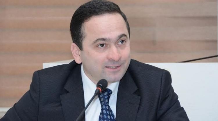 “Universitet tələbəsi yük maşını sürər?!“ -  Cəsarət Valehov