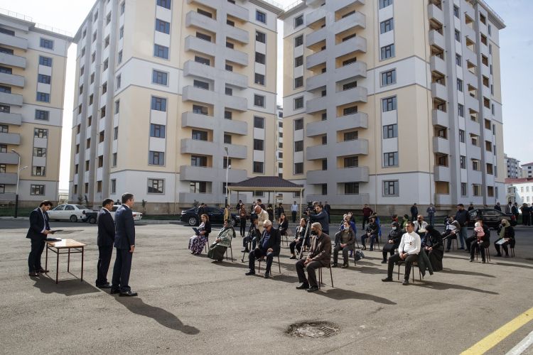 Şəhid ailələri və müharibə əlillərinə, həssas qruplardan olan digər şəxslərə 50 mənzil təqdim edildi