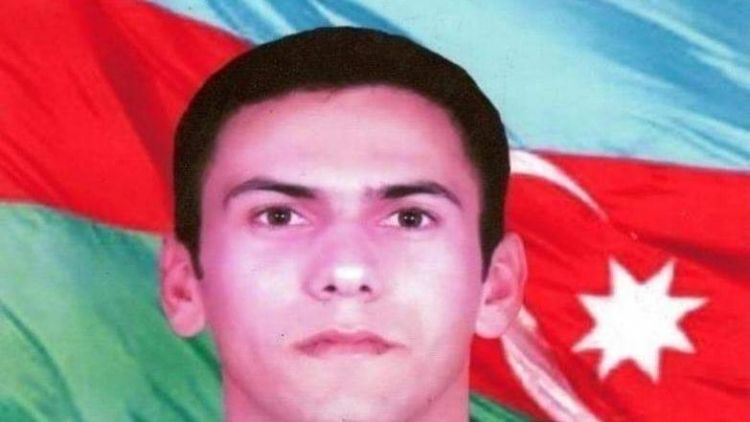 Şəhidin medalları ailəsinə təqdim olunub -  FOTO
