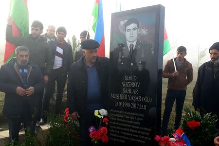 Şəhidin əkiz övladları 6 kilometrlik məktəb yolunu necə gedəcək?
