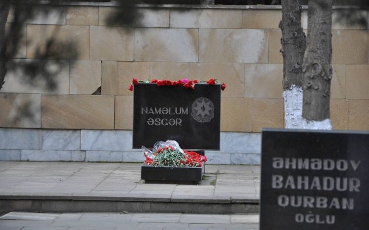Naməlum şəhid qəbirlərinə yeni başdaşı qoyulacaq -  RƏSMİ