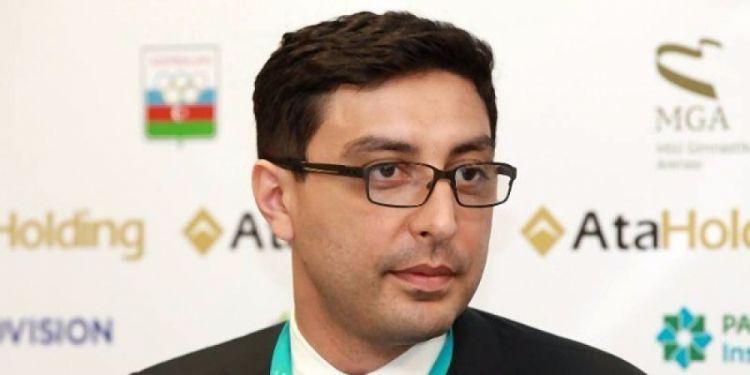 Nazir özünə müşavir təyin etdi