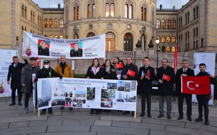 Norveç parlamenti qarşısında “Böyük qayıdış” aksiyası təşkil edilib