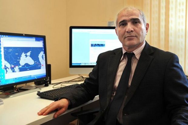 Koronavirusa yoluxan baş direktorun vəziyyəti ağırlaşıb:  Aparata qoşulub