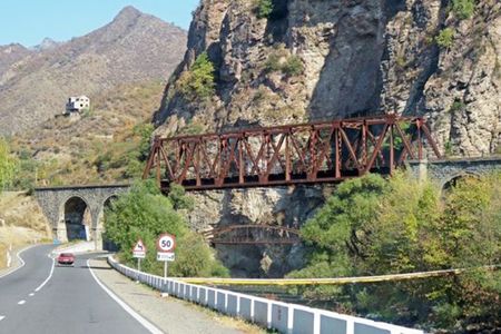 Zəngəzur dəhlizinin marşrutu: Xınzirək-Biçənək yolu... - Qriqoryan  DANIŞDI Zəngəzur dəhlizinin marşrutu: Xınzirək-Biçənək yolu... - Qriqoryan  DANIŞDI
