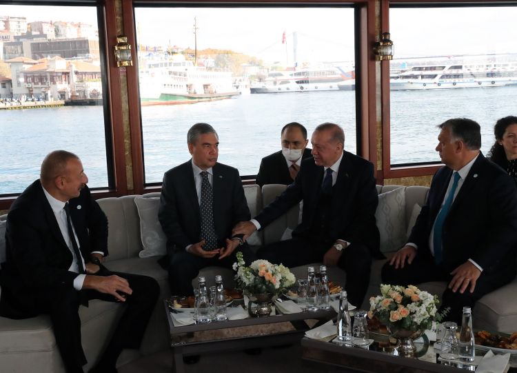 Ərdoğanın adından zirvə görüşünün iştirakçılarının şərəfinə ziyafət verildi