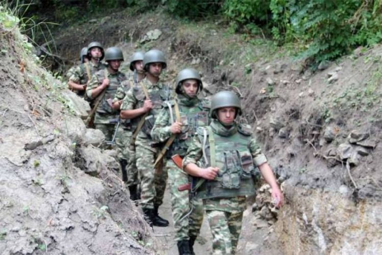 Döyüş şəraitində və cəbhəboyu zonada hərbi qulluqçuların maaşı yeni qaydada hesablanacaq Döyüş şəraitində və cəbhəboyu zonada hərbi qulluqçuların maaşı yeni qaydada hesablanacaq